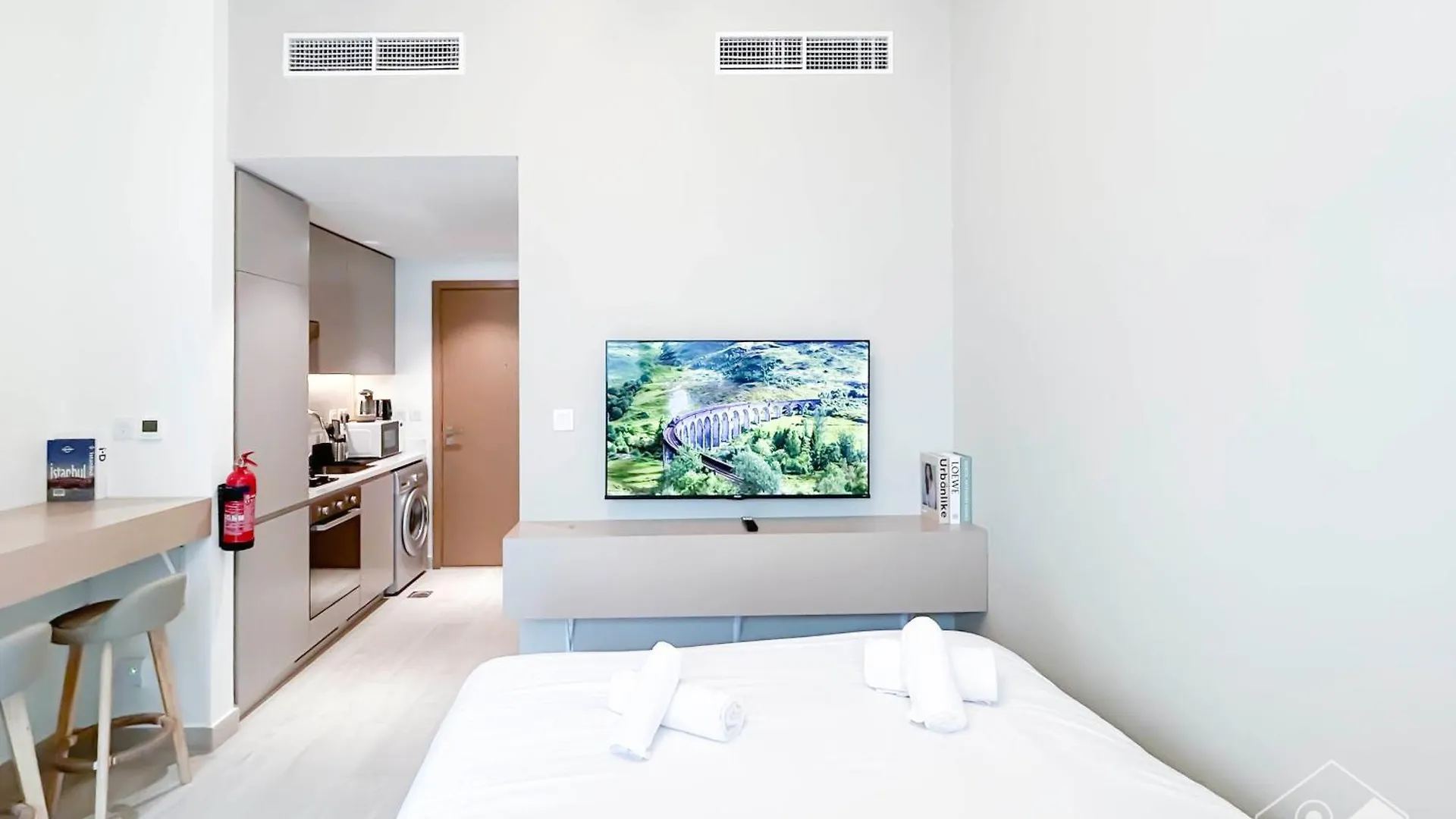 Apartment Cozy Studio With Balcony & Stunning Views Dubai United Arab Emirates