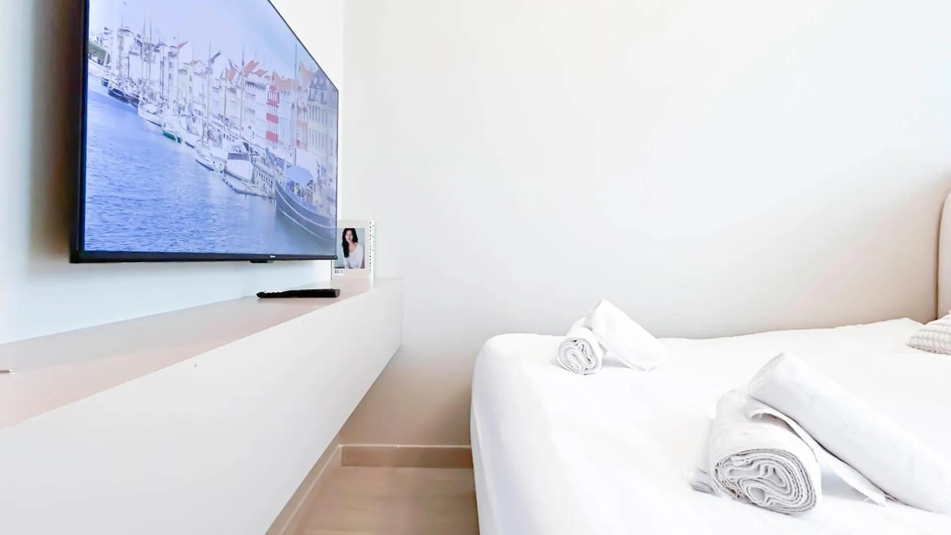 Apartment Cozy Studio With Balcony & Stunning Views Dubai
